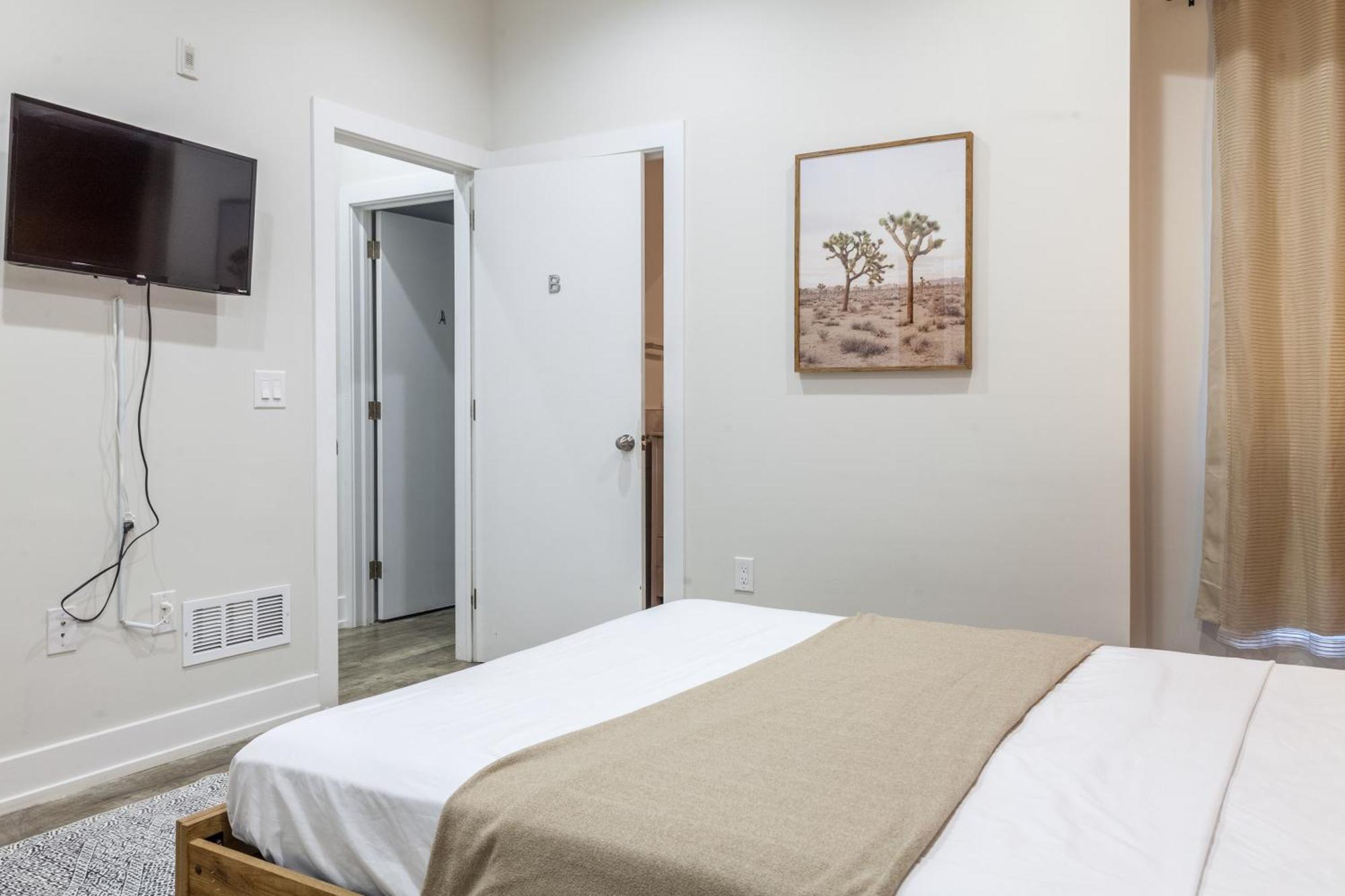 Comfy 3bed3bath,wkingbeds,sleeps8 *