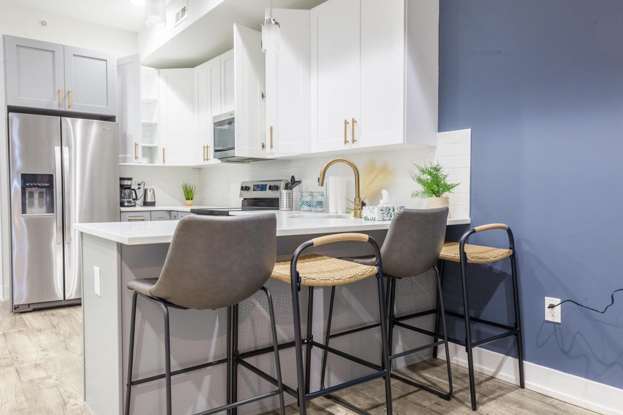 Comfy 3bed3bath,wkingbeds,sleeps8 Philadelphia