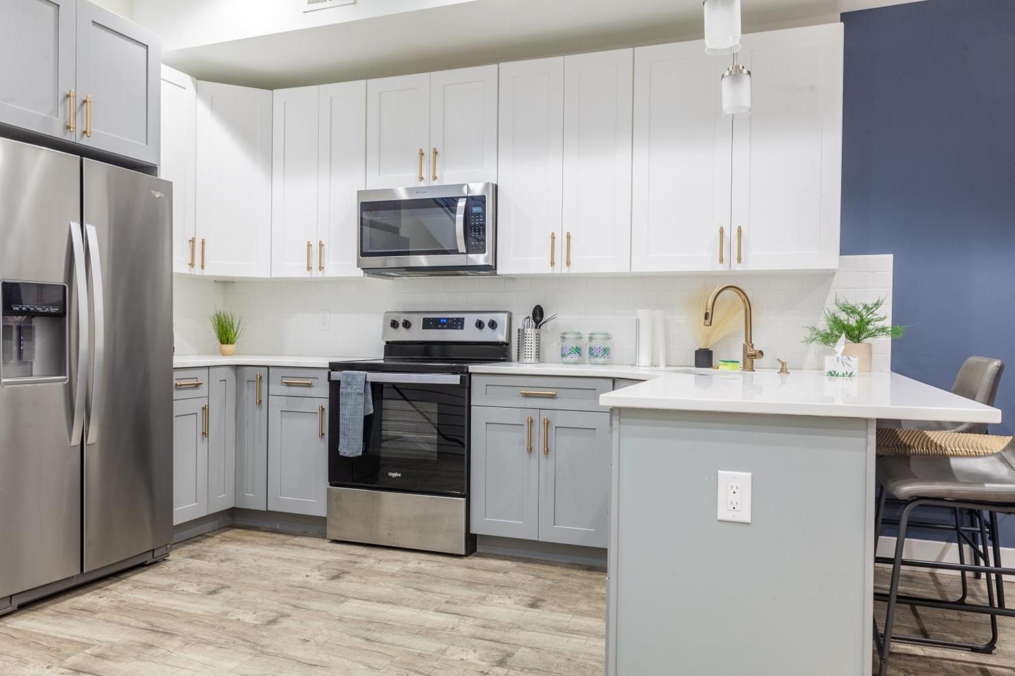 Comfy 3bed3bath,wkingbeds,sleeps8 *